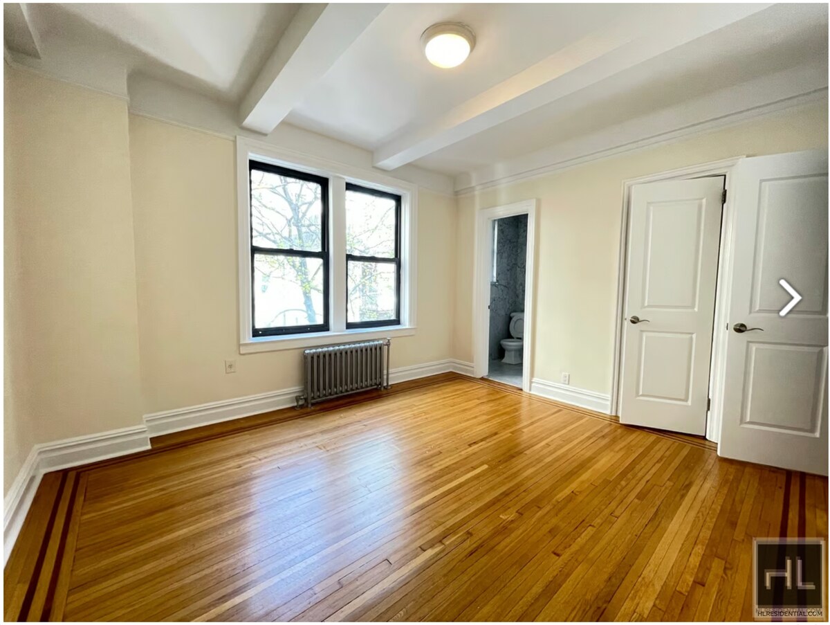 Building Photo - EAST 92 STREET