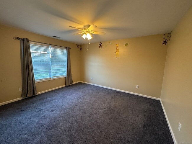 Building Photo - 59 Gilbert Ln