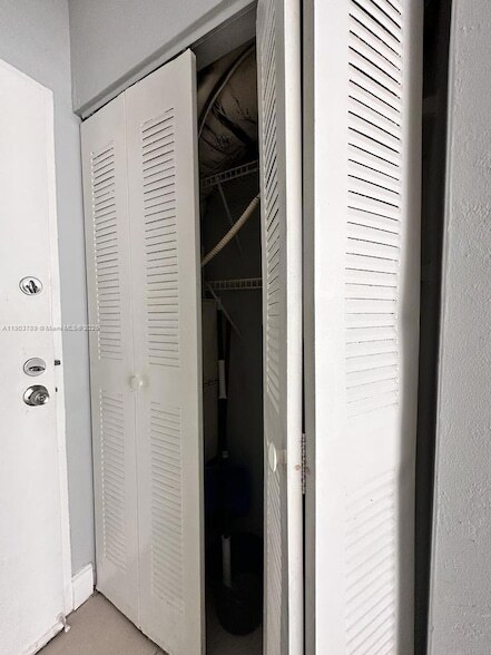 Building Photo - 2175 NE 170th St