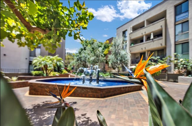 Building Photo - 750 State St