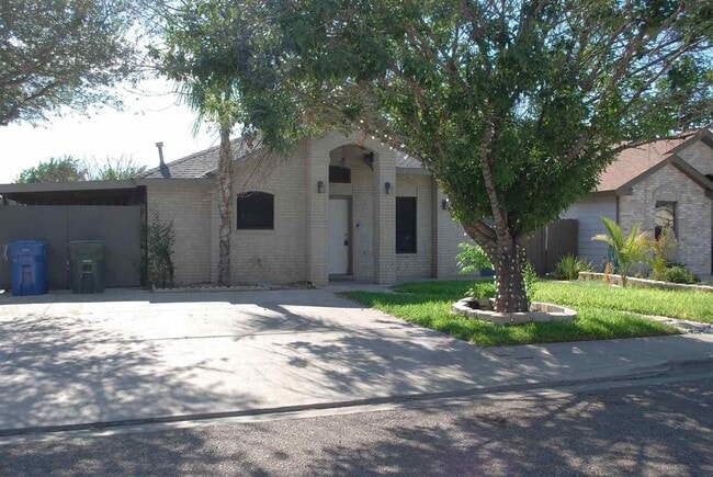 Building Photo - 10204 Comet Dr