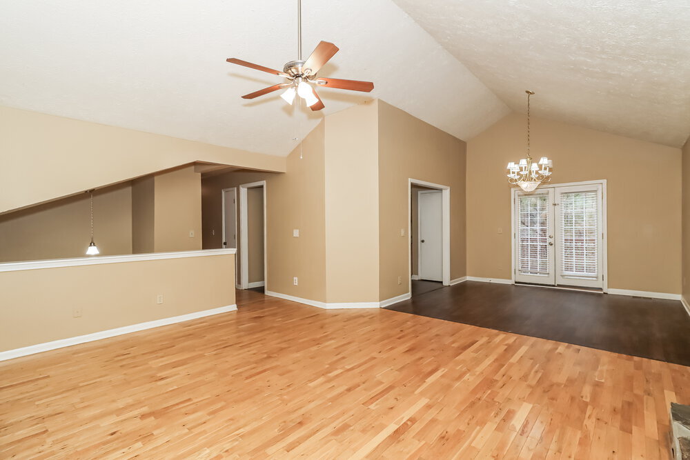 Building Photo - 1204 Trout Dr