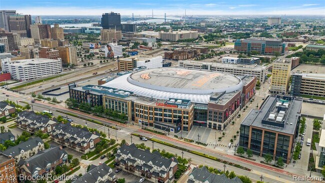 Building Photo - 284 Alfred St