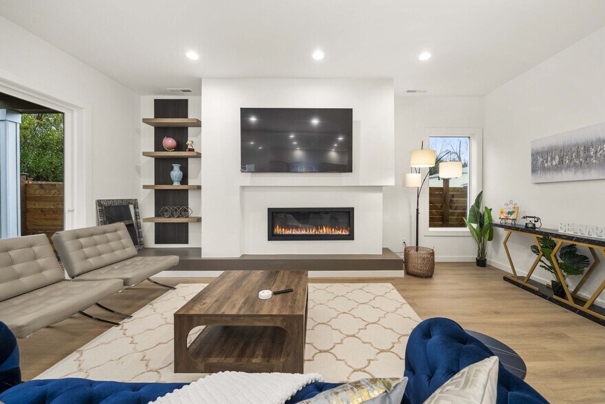 Building Photo - 11612 SE 196th St