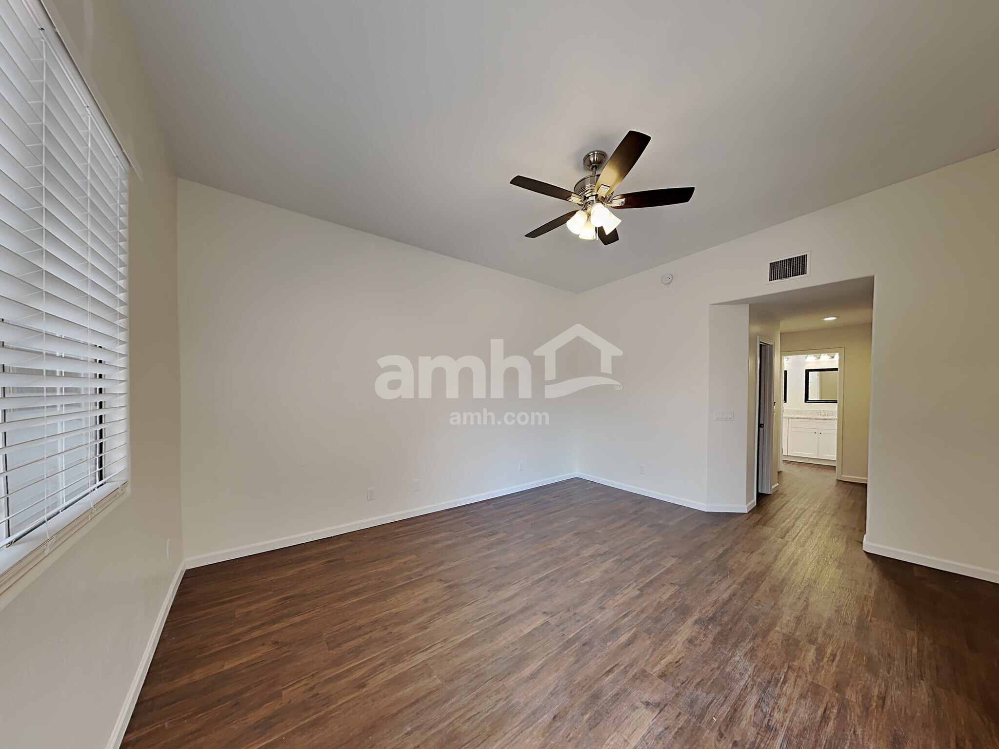 Building Photo - 10191 N Tarheel Pl