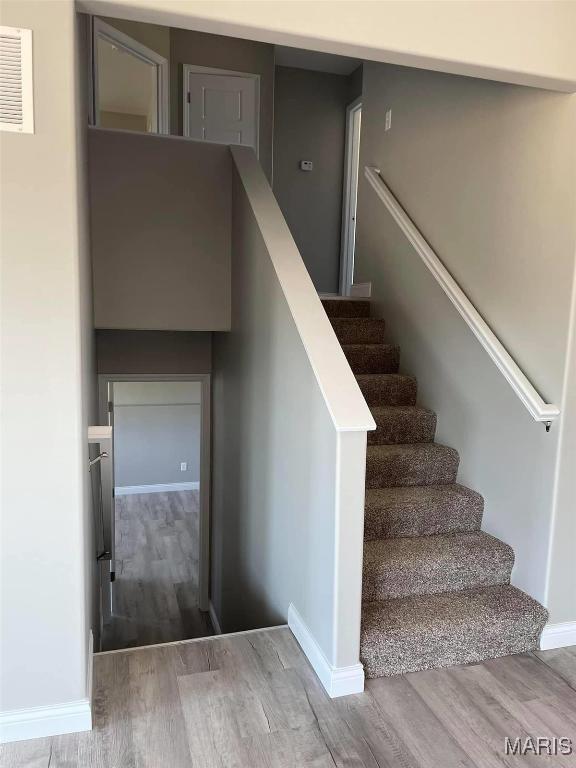 Building Photo - 123 Chestnut Ridge Dr