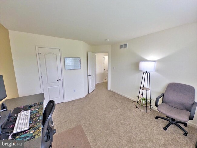 Building Photo - 161 Belfry Dr