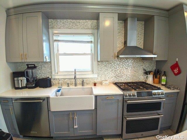 Primary Photo - 341 E Hudson St