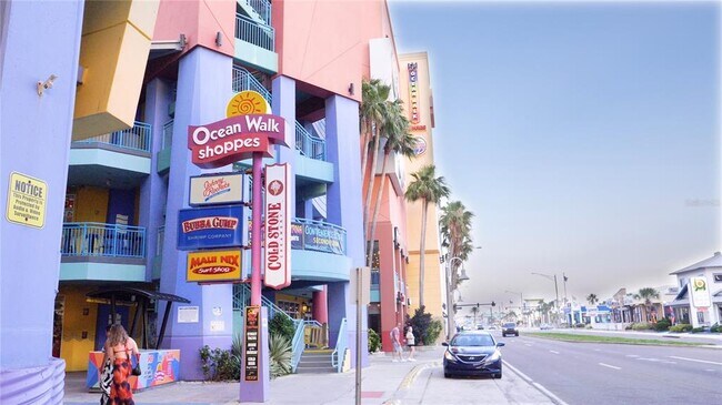 Building Photo - 121 N Hollywood Ave