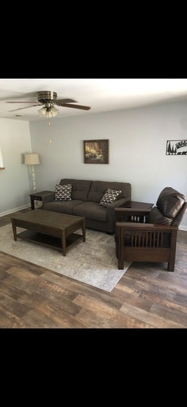 Building Photo - 35 Misty Meadow Ln