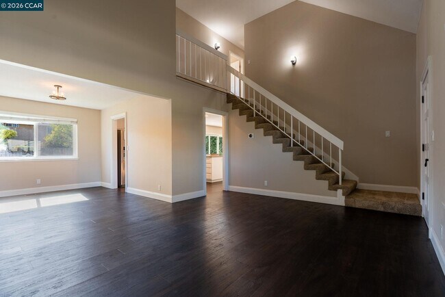 Building Photo - 1359 Shade Oak Ln