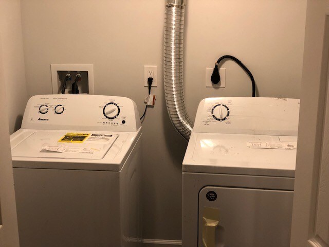 Building Photo - 1812 Colmar Rd