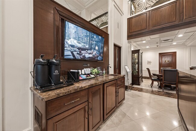 Building Photo - 3525 Sage Rd