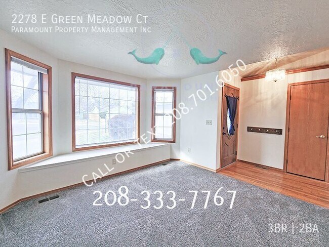 Building Photo - Waiting to welcome you home 3 bedroom Meri...