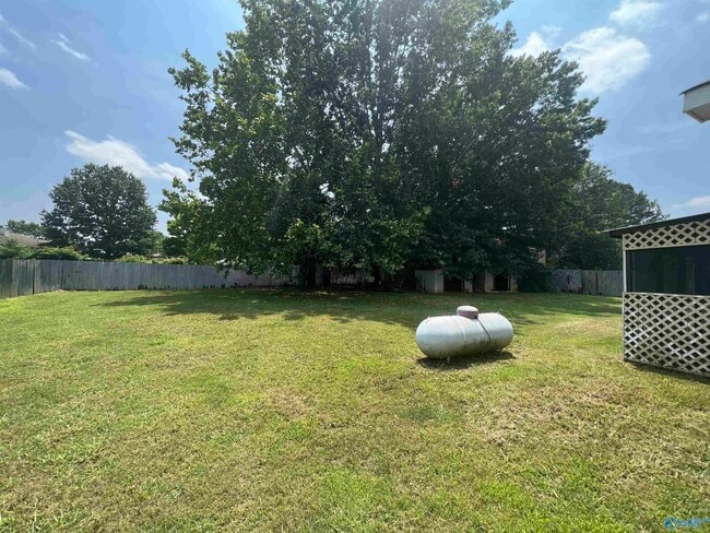 Building Photo - 13333 Dickens Ln