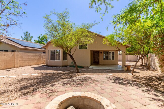 Building Photo - 8156 W Tonto Ln