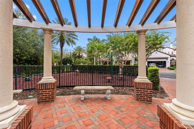 Building Photo - 6022 Beacon Shores St