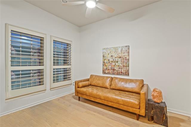 Building Photo - 1209 Savoy Ln