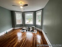 Building Photo - 55 Park Dr