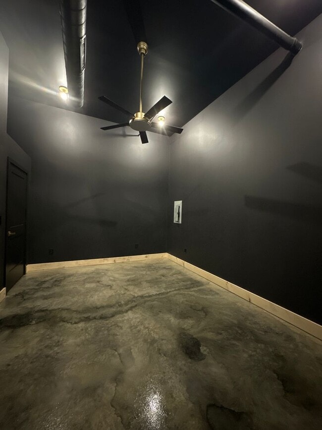 Building Photo - 2 bedroom/1 bathroom NEW LUXURY apartment in Red Lion, PA