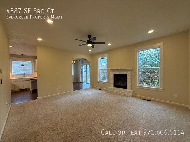 Building Photo - 4887 SE 3rd Ct