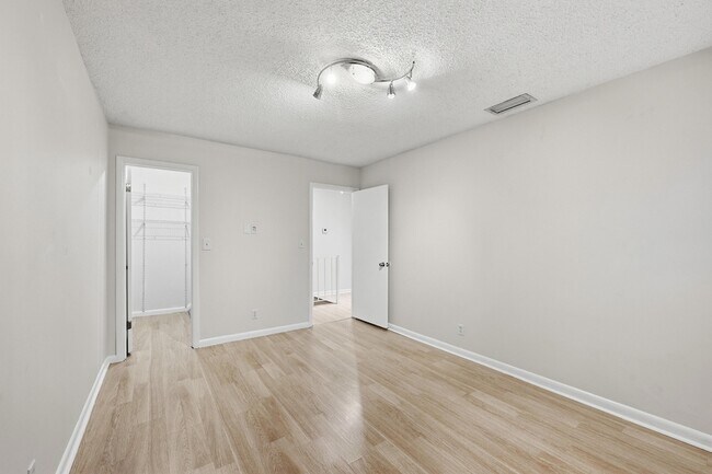 Building Photo - 8811 NW 28th Dr