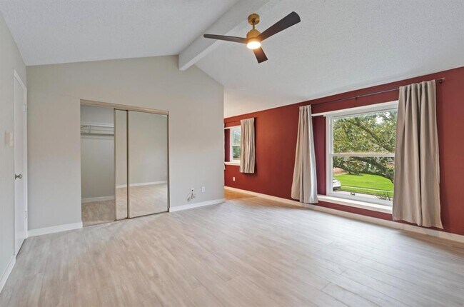 Building Photo - 25510 Chapel Ridge Ln