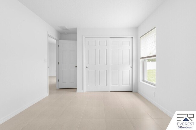 Building Photo - 6 Sellner Pl