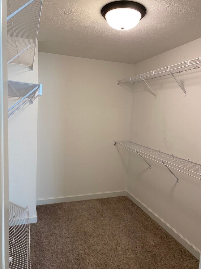 Building Photo - 3632 Kearsley St