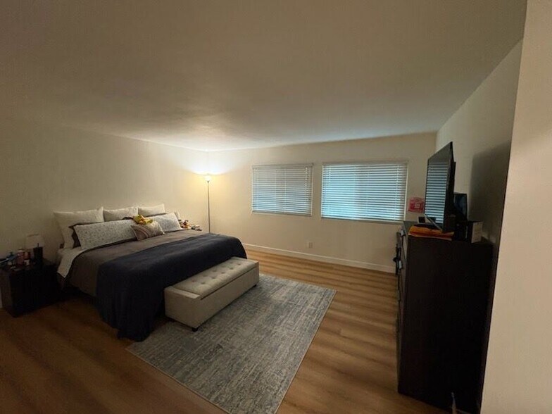 Building Photo - 110 Casuda Canyon Dr