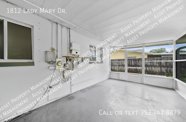 Building Photo - 1812 Lady Mary Dr