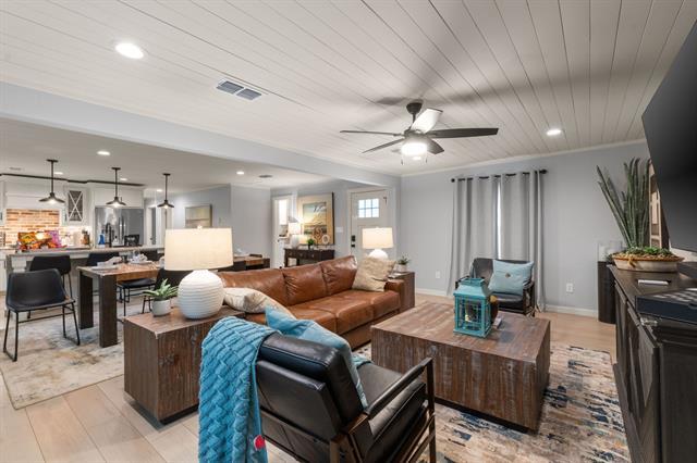 Building Photo - 408 E Liberty St