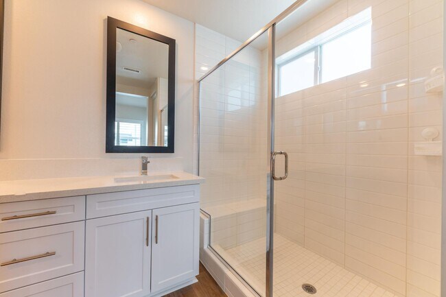 Building Photo - Otay Ranch Two Weeks FREE  3 bd /2 ba Newer Condo w Garage, Laundry + More!