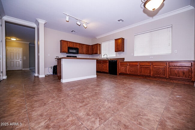 Building Photo - 1242 E Cassia Ln