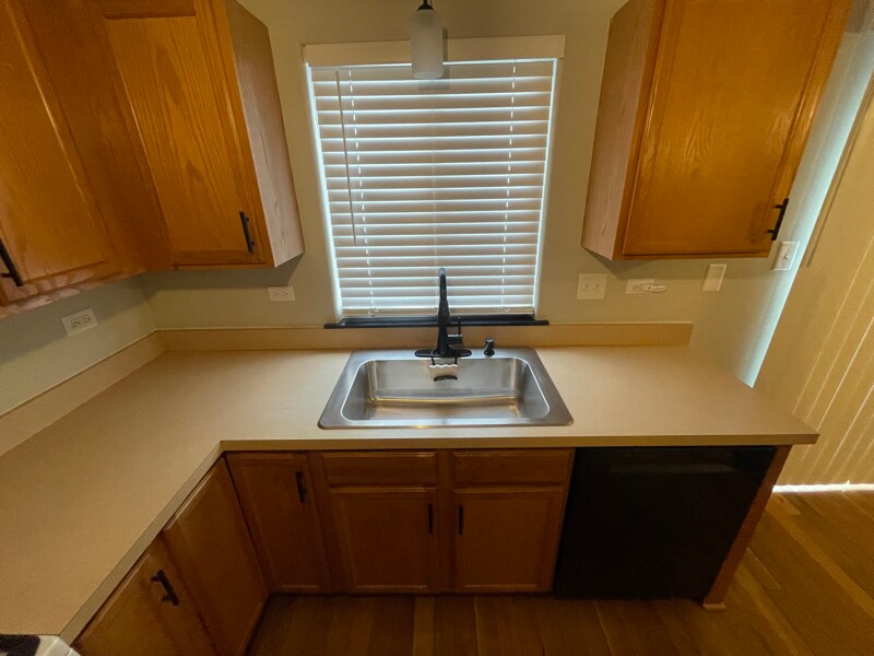 Building Photo - 3510 Meadow Lily Dr