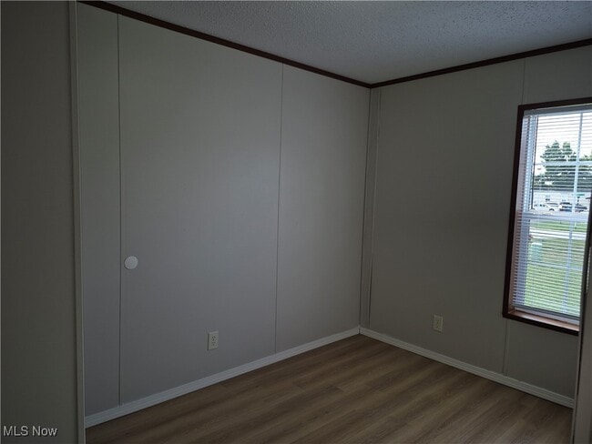 Building Photo - 125 Cedar Brook Dr