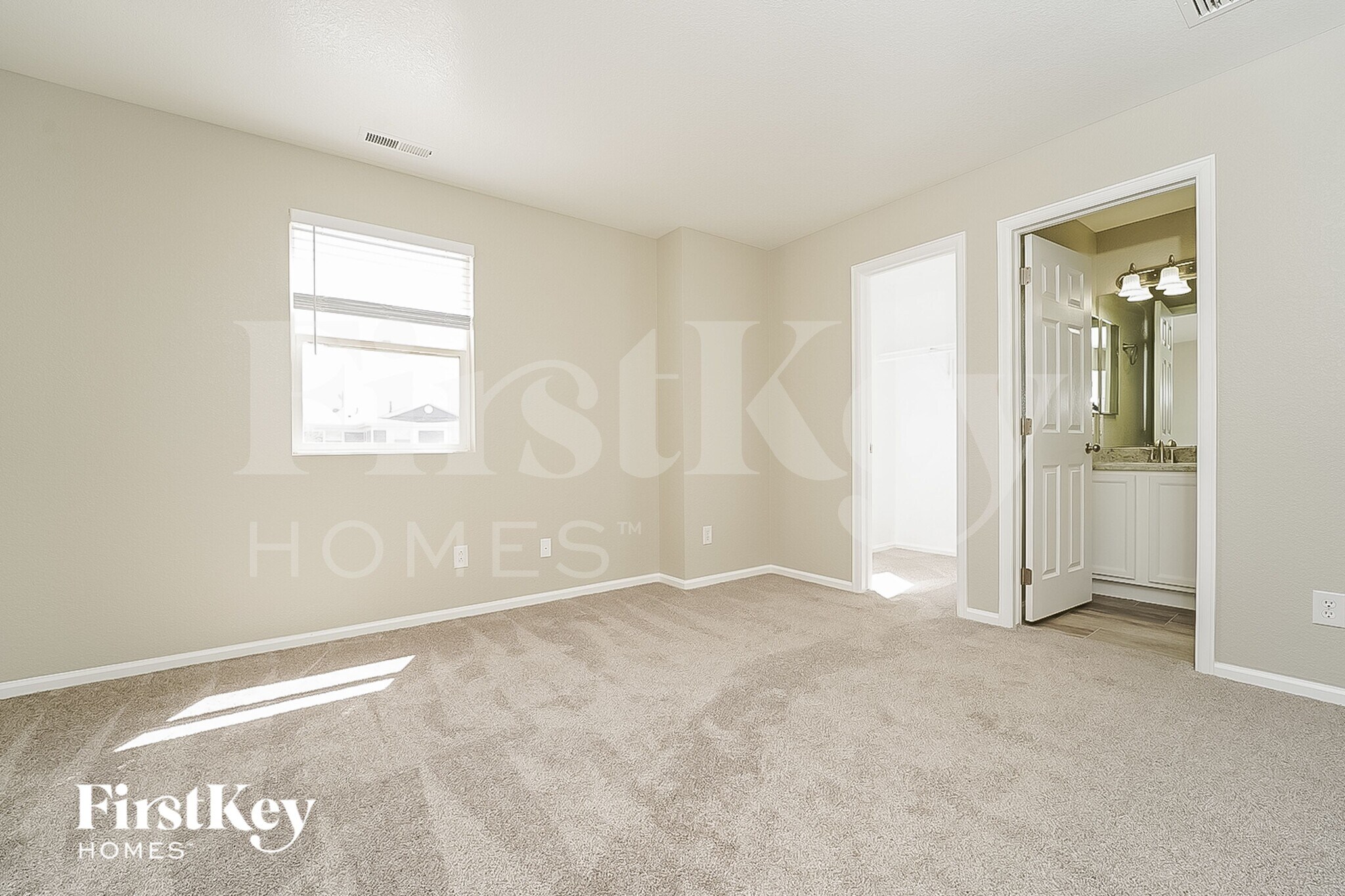 Building Photo - 61 Meadowlark Cir
