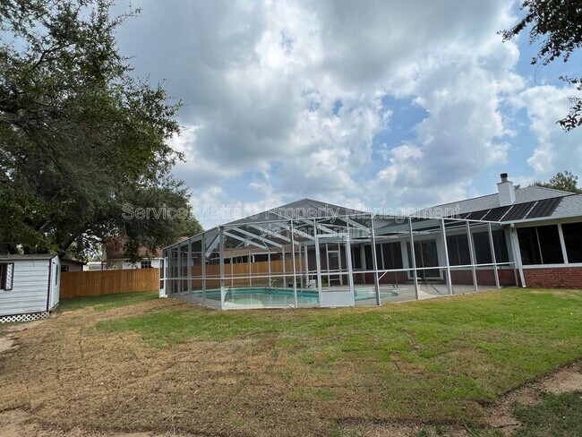 Building Photo - 6069 Breckenridge Dr