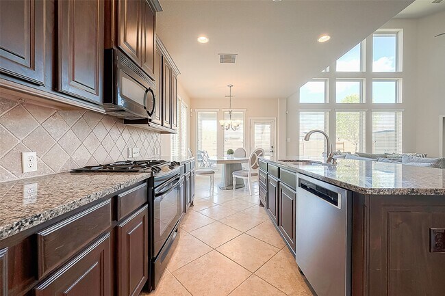 Building Photo - 14113 Timber Bluff Dr