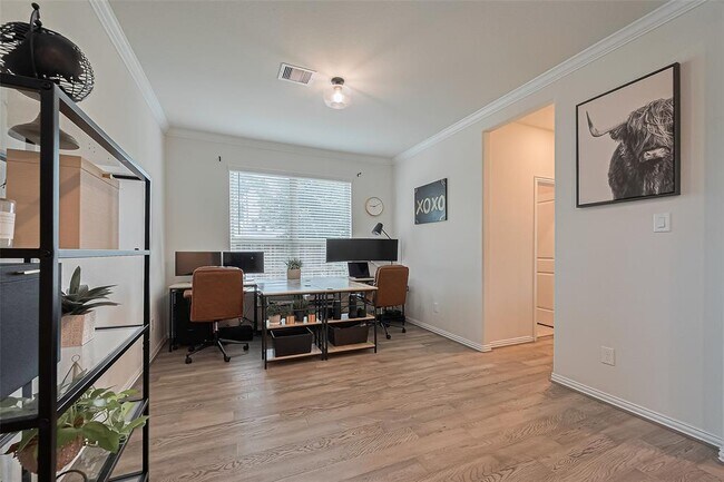 Building Photo - 16886 Ramsay Cascades Dr