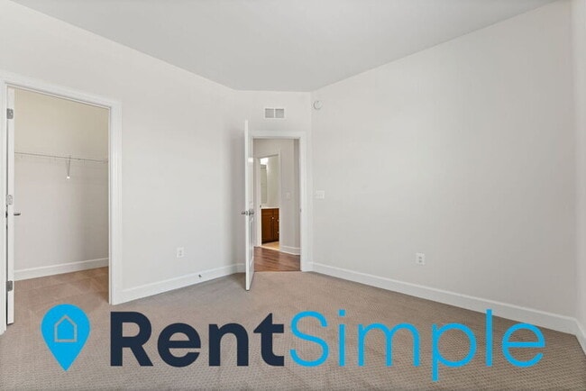 Building Photo - 10520 Ratcliffe Trl