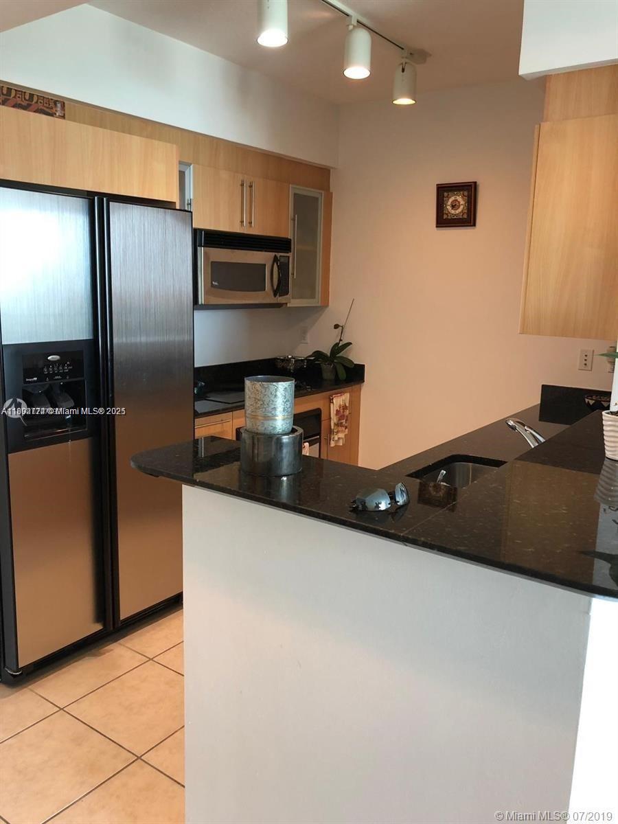 Building Photo - 325 S Biscayne Blvd