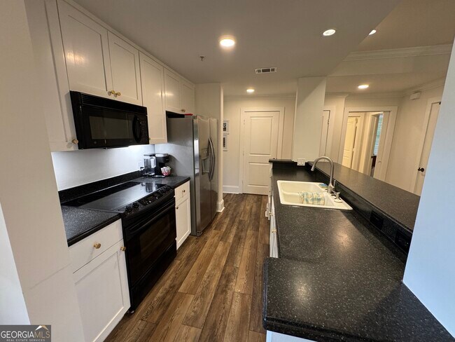 Building Photo - 1010 Tailwater