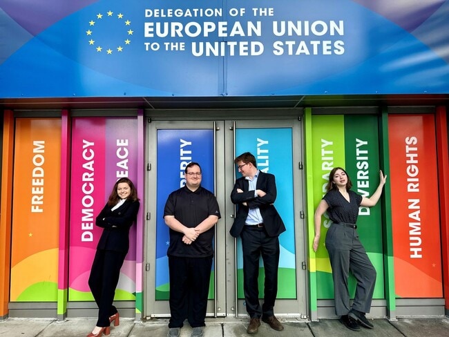 Building Photo - Great Foggy Bottom One Bedroom with Roof Top Pool & Gym includes utilities!