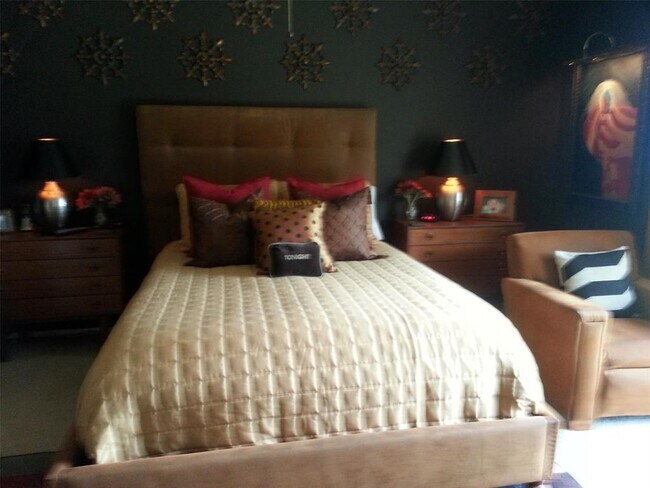 Building Photo - 21010 Stillwood Ct