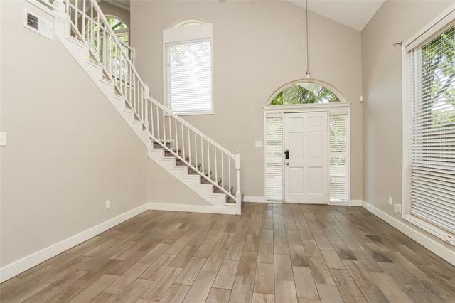 Building Photo - 1704 High Pointe Ln