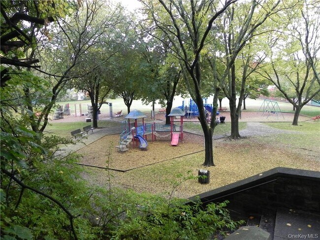 Building Photo - 1250 North Ave