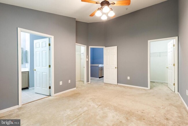 Building Photo - 2304 Sandy Walk Way
