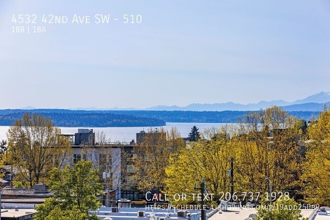 Building Photo - 4532 42nd Ave SW