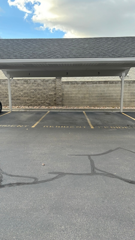 Building Photo - 44 N Garden Park Dr